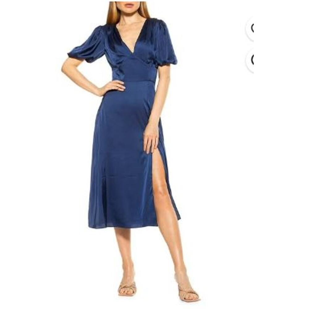 Alexia Admor 6 Nola Puff Sleeve Midi Shift Dress Lapis Blue V Neck Hourglass